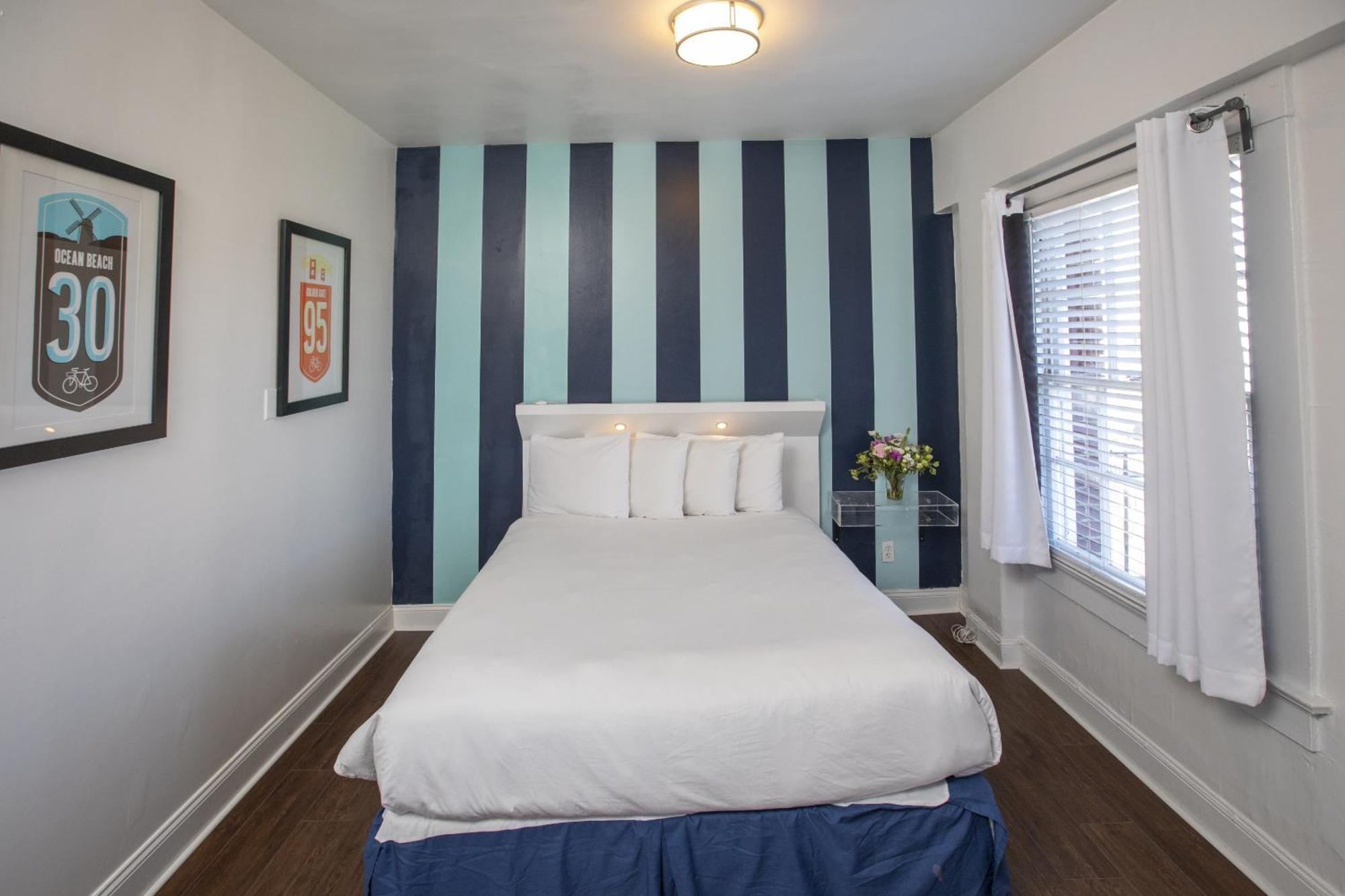 Edwardian Hotel San Francisco Room photo
